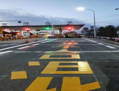 平凉平凉高速道路划线施工